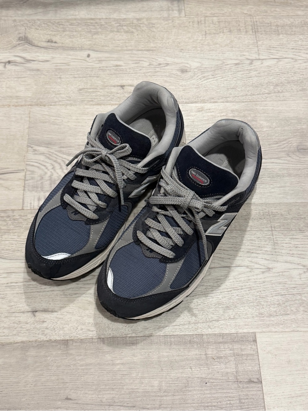New Balance 2002r Men's Navy and Gray Athletic Sneakers